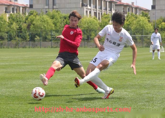 安博体育官网-法甲马赛进攻战术:马赛的进攻战术分析及其攻击手段