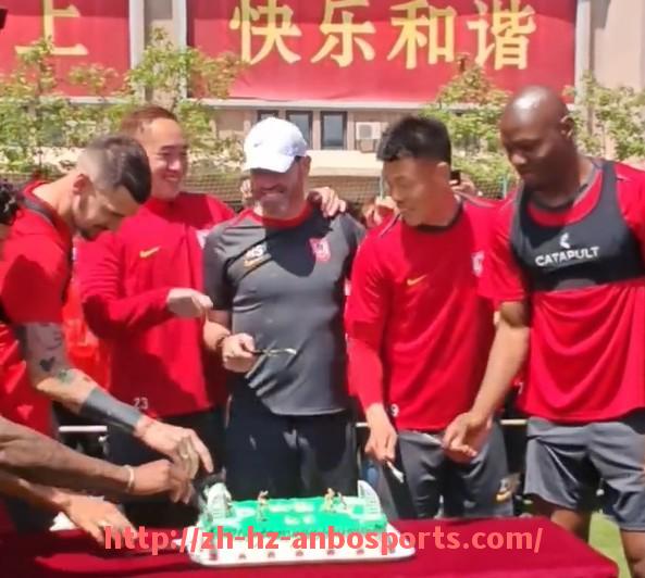 安博体育官网-世俱杯新兴球队发展分析及潜力评估