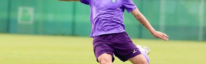 安博体育官网-AC米兰2009年欧冠夺冠全纪录及赛季亮点